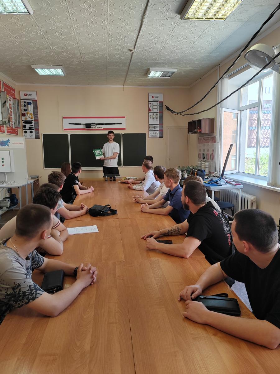 В Вавиловском университете продолжается обучение участников студенческих отрядов Фото 3 В Вавиловском университете продолжается обучение участников студенческих отрядов Фото 3