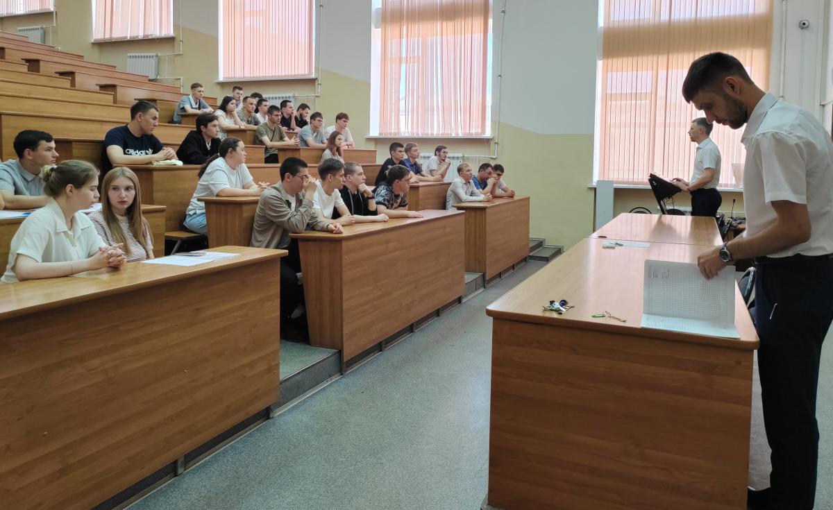 В Вавиловском университете завершилось обучение участников студенческих отрядов