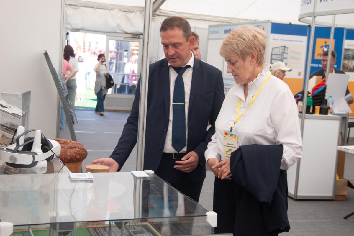 «Саратов-Агро. День Поля. 2026»: Вавиловский университет представил разработки ученых Фото 10 «Саратов-Агро. День Поля. 2026»: Вавиловский университет представил разработки ученых Фото 10