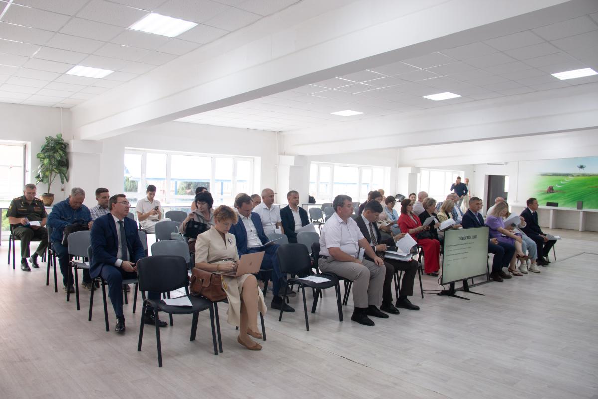 В Вавиловском университете обсудили готовность к новому 2026/2027 учебному году Фото 2 В Вавиловском университете обсудили готовность к новому 2026/2027 учебному году Фото 2