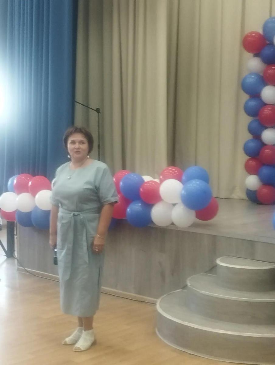 Сотрудники Вавиловского университета поздравили школьников с Днем знаний Фото 6 Сотрудники Вавиловского университета поздравили школьников с Днем знаний Фото 6