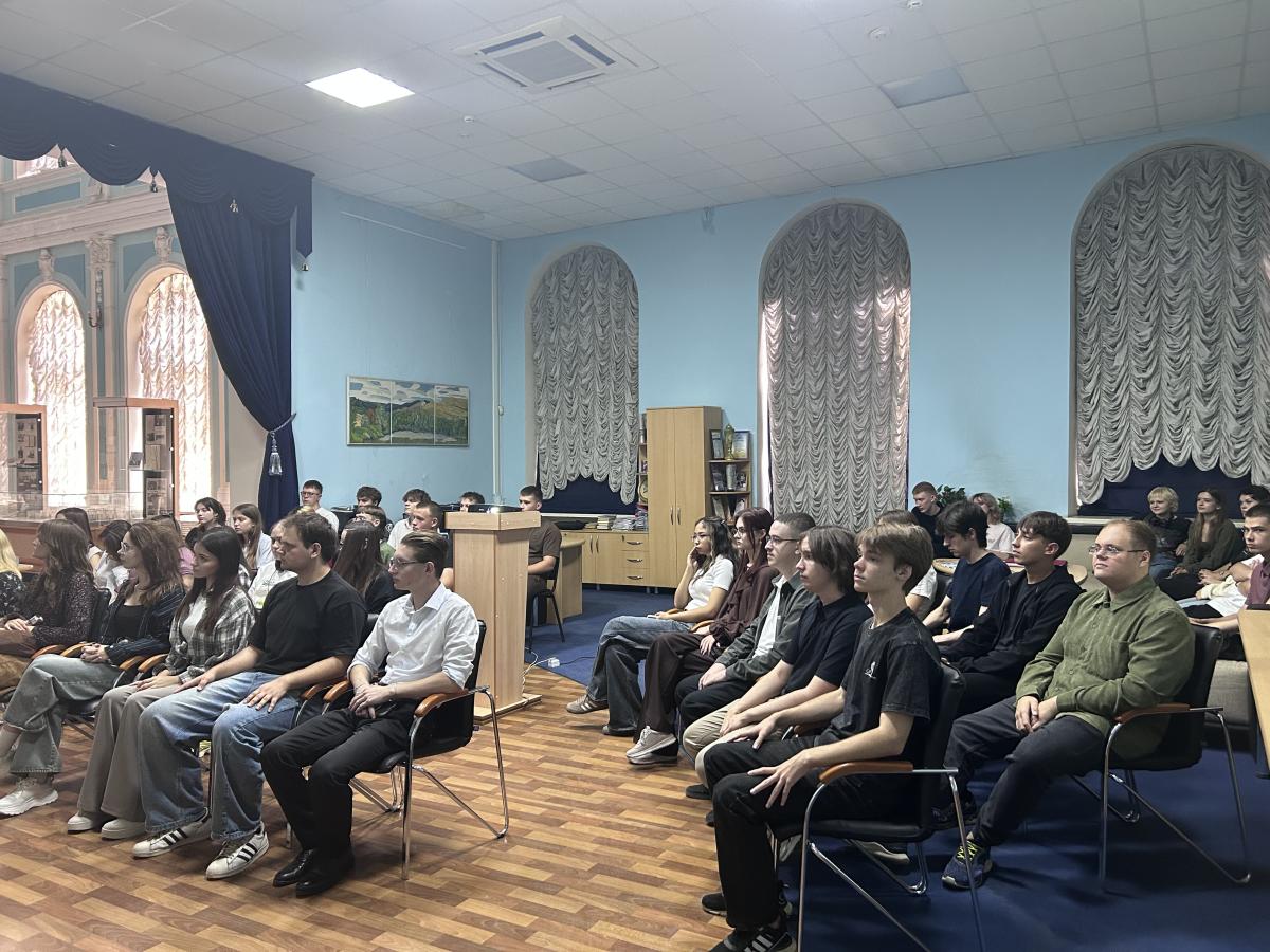 «Память, которая объединяет»: в музее истории Вавиловского университета отметили День окончания Второй мировой войны Фото 1 «Память, которая объединяет»: в музее истории Вавиловского университета отметили День окончания Второй мировой войны Фото 1