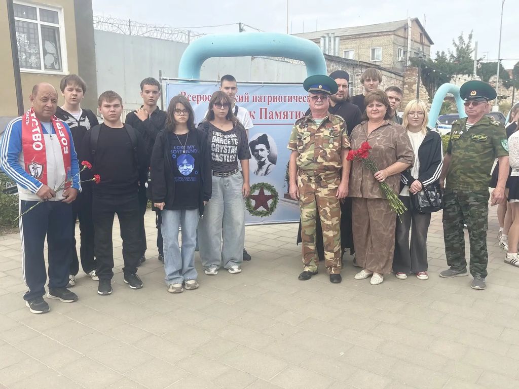 Всероссийский патриотический час «Венок Памяти» Фото 2 Всероссийский патриотический час «Венок Памяти» Фото 2