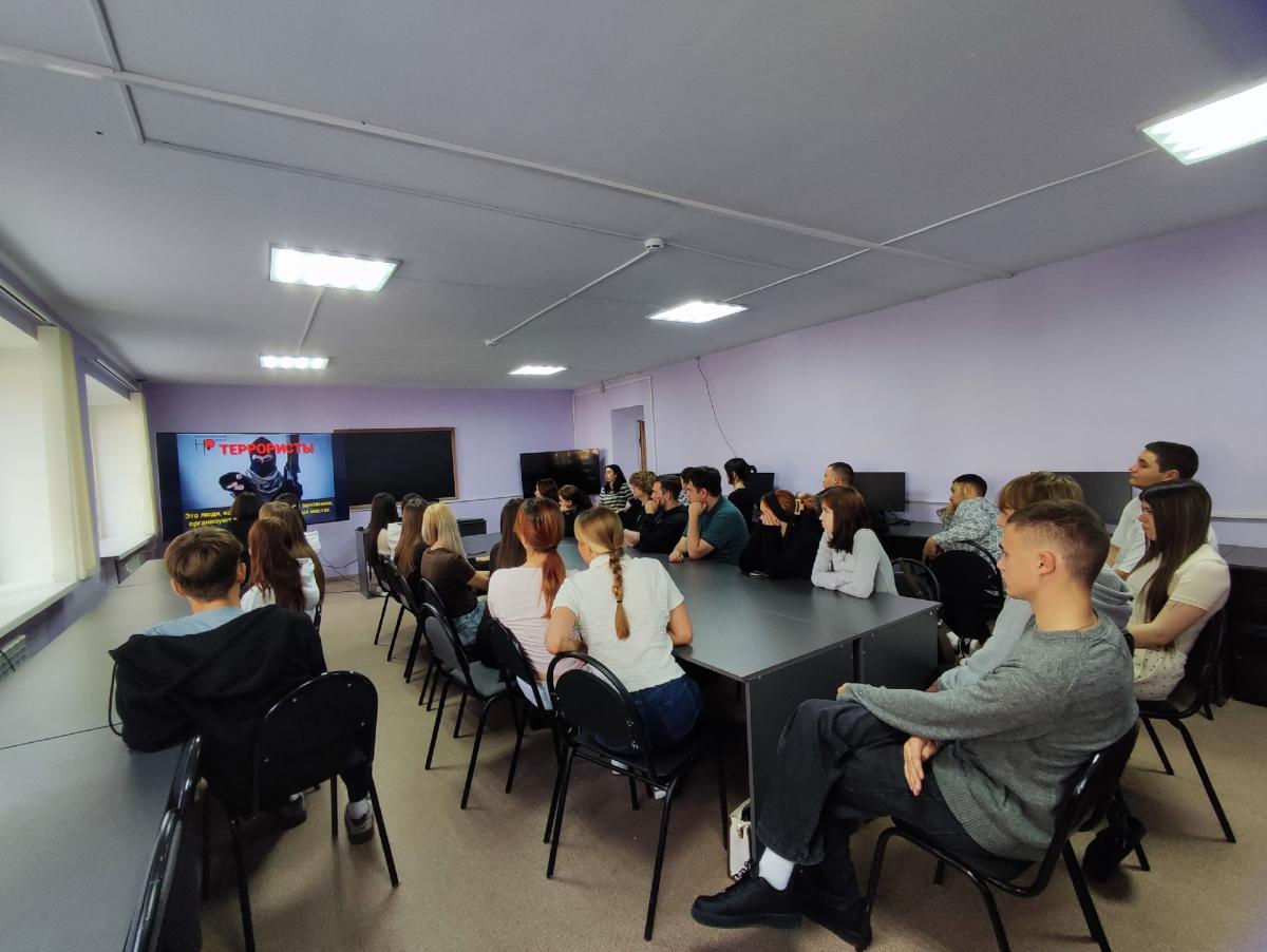 Антитеррористическое мероприятие «Терроризм – угроза обществу: учимся распознавать и противостоять» Фото 4