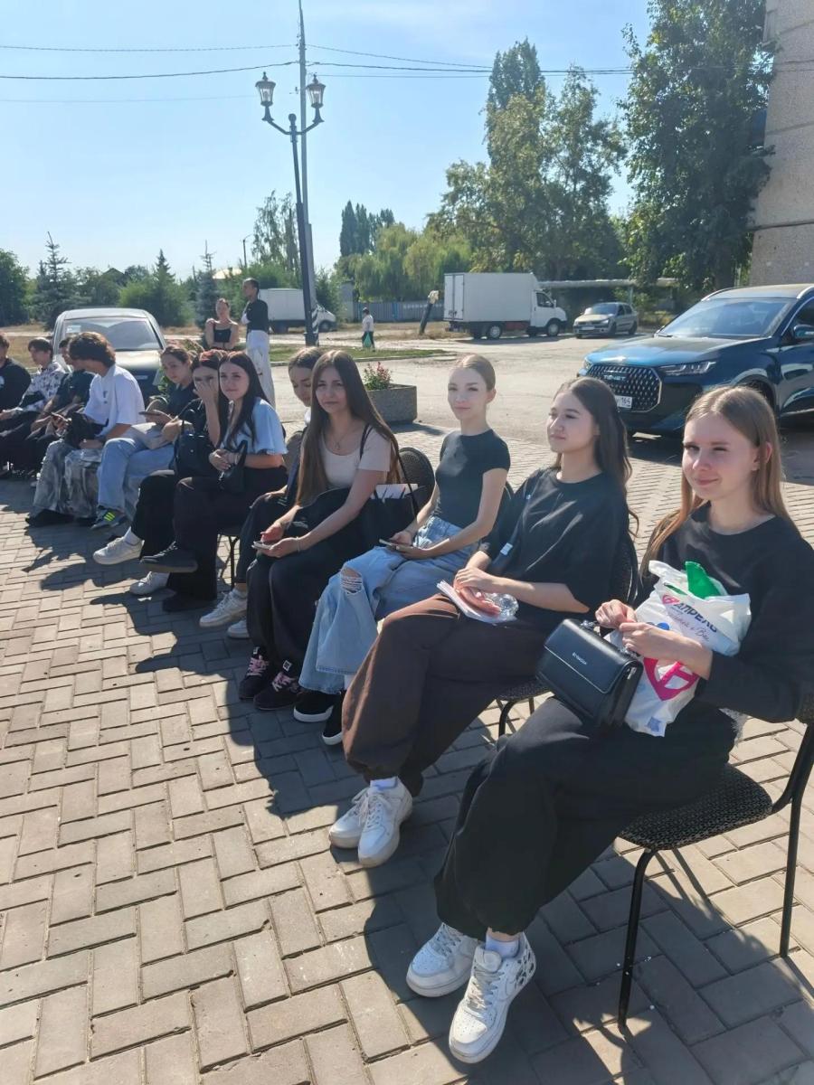 праздничная программа «Здесь Родины моей начало». Фото 1 праздничная программа «Здесь Родины моей начало». Фото 1
