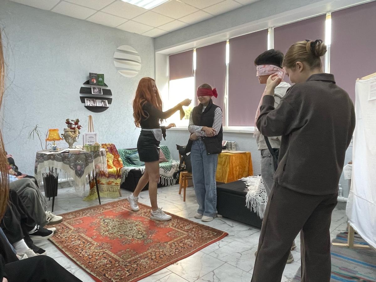 «По следам Мастера»: мистика, тайны и бал Воланда в библиотеке Маркса! Фото 4 «По следам Мастера»: мистика, тайны и бал Воланда в библиотеке Маркса! Фото 4