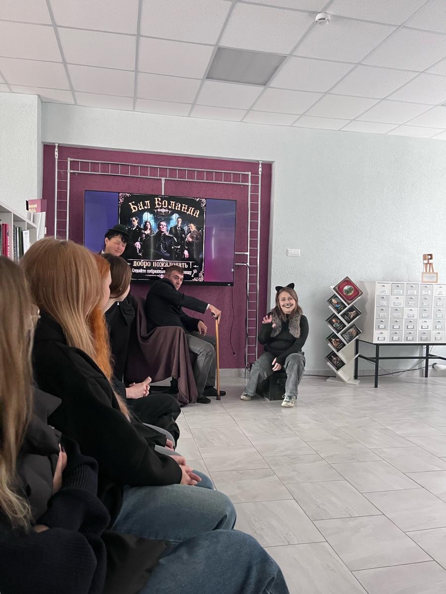 «По следам Мастера»: мистика, тайны и бал Воланда в библиотеке Маркса! Фото 8 «По следам Мастера»: мистика, тайны и бал Воланда в библиотеке Маркса! Фото 8