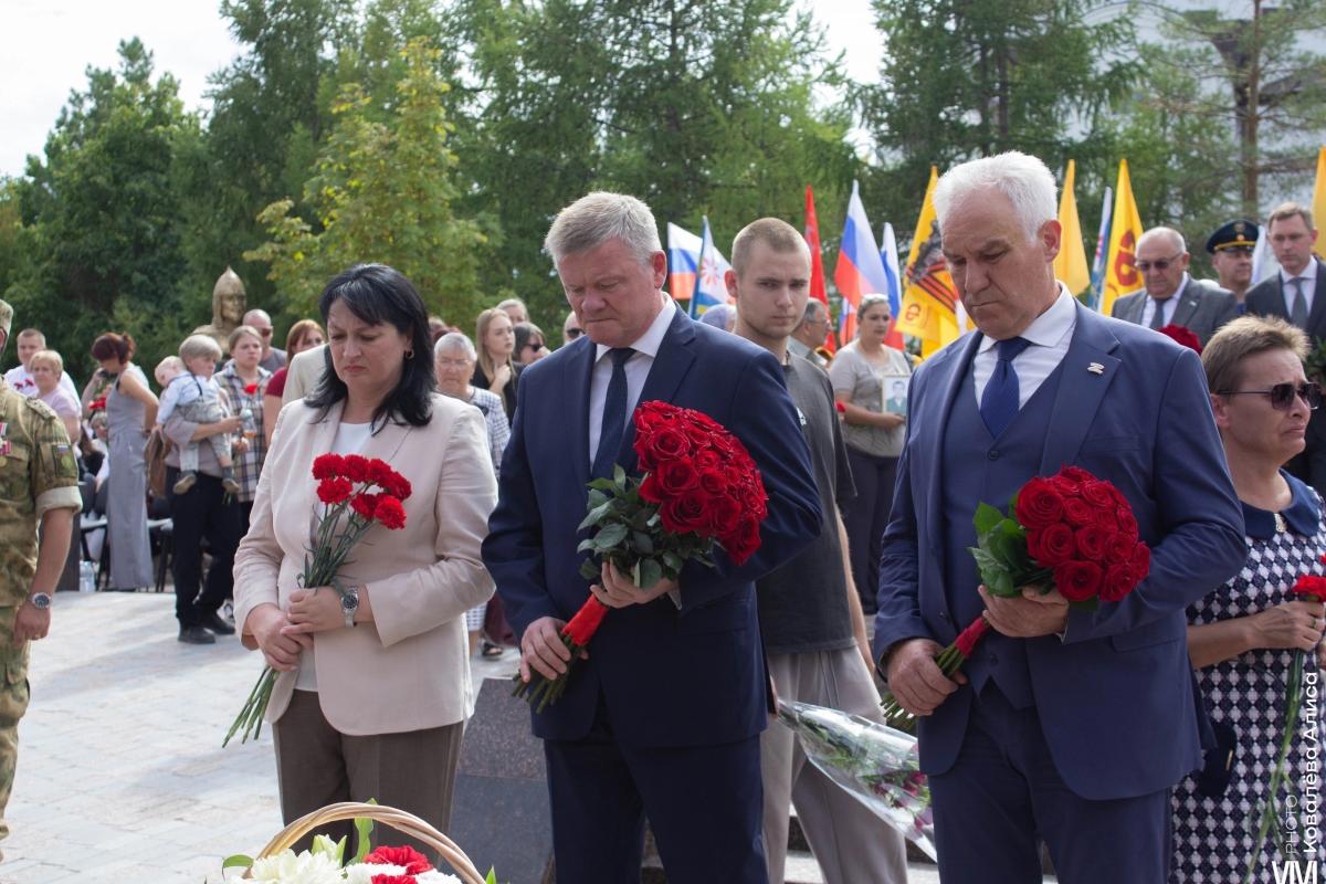 ВАВИЛОВСКИЙ УНИВЕРСИТЕТ ПРИНЯЛ УЧАСТИЕ В ЦЕРЕМОНИИ ЗАНЕСЕНИЯ ИМЕН В ПАРКЕ ПОБЕДЫ Фото 3