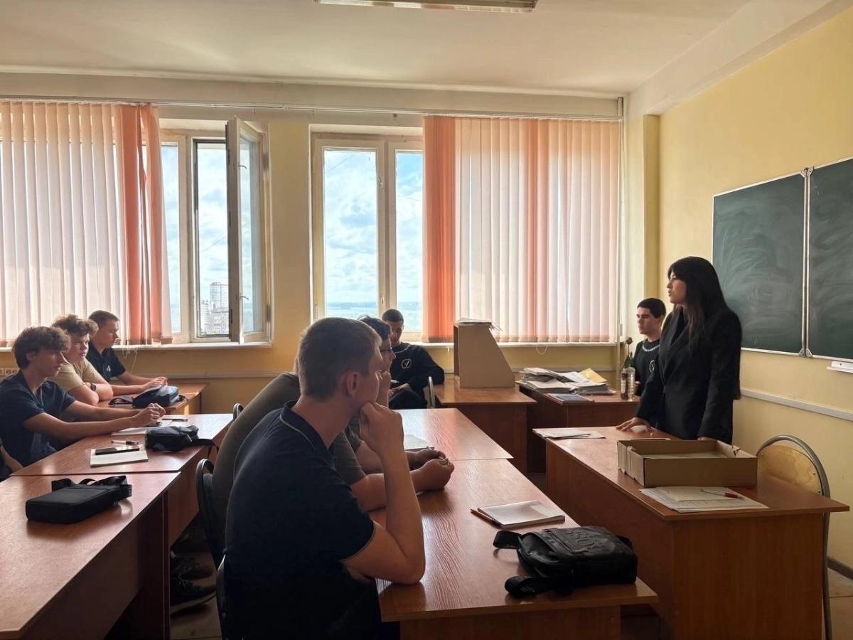 Профком студентов в гостях у первокурсников! Фото 1 Профком студентов в гостях у первокурсников! Фото 1
