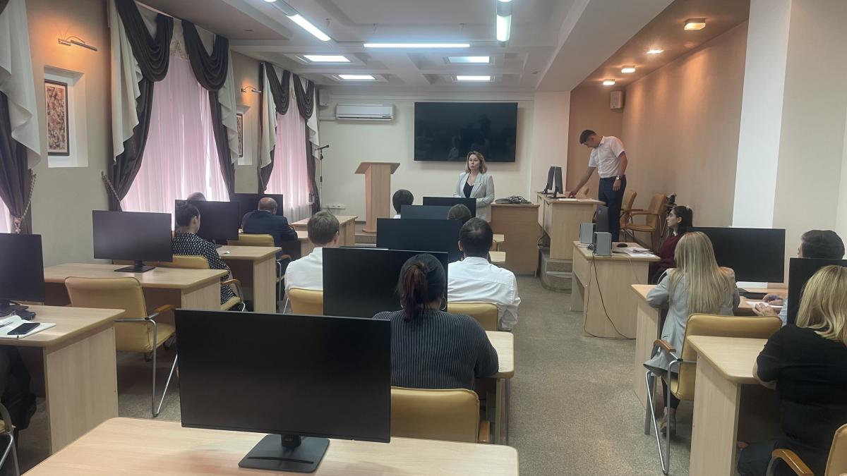 В Вавиловском университете обсудили психологическую безопасность студентов Фото 2 В Вавиловском университете обсудили психологическую безопасность студентов Фото 2