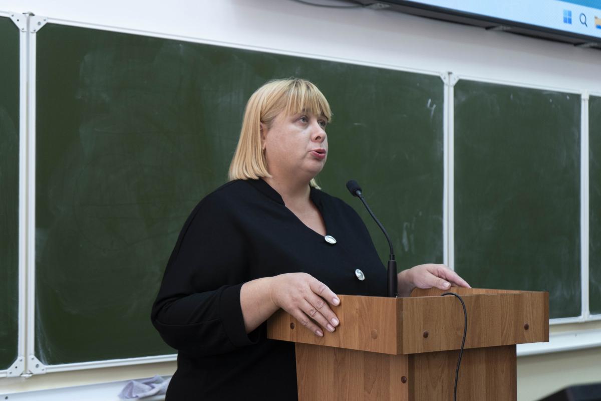 Первокурсники пяти институтов познакомились с внеучебной жизнью университета Фото 1