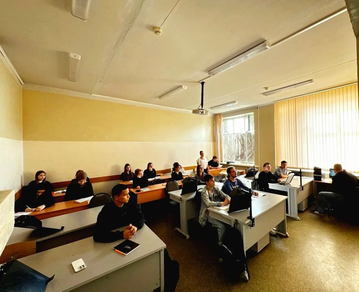 Студенты раскрыли тему познания на занятии по обществознанию Фото 1 Студенты раскрыли тему познания на занятии по обществознанию Фото 1