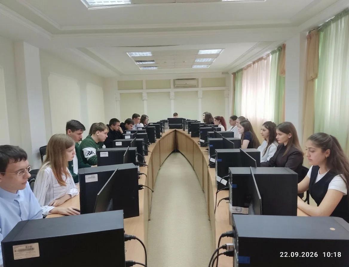 Студенты 2–5 курсов института агробизнеса прошли тестирование Росаккредагентства по экономической культуре