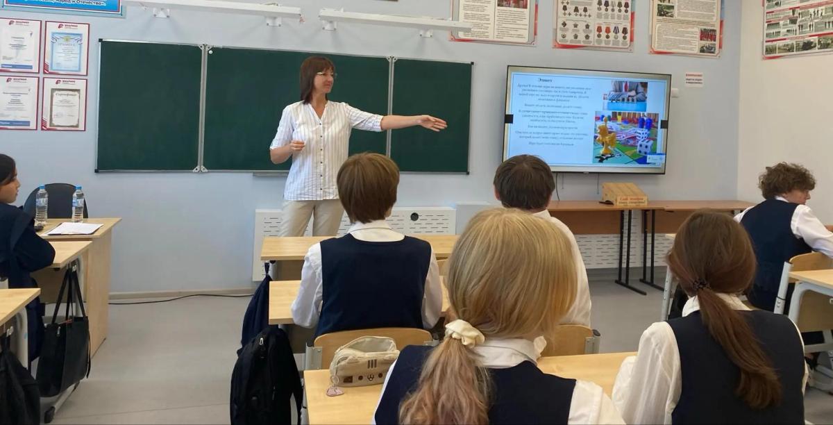 В саратовских школах продолжаются занятия по программе «Вавиловские классы» Фото 1 В саратовских школах продолжаются занятия по программе «Вавиловские классы» Фото 1