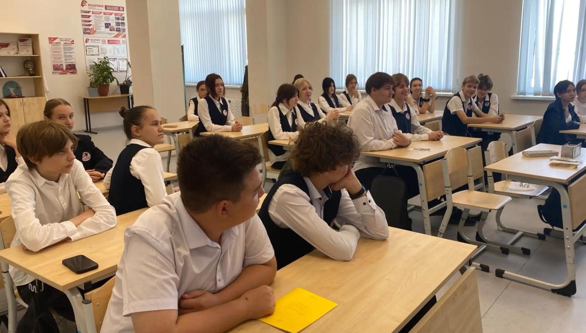 В саратовских школах продолжаются занятия по программе «Вавиловские классы» Фото 2 В саратовских школах продолжаются занятия по программе «Вавиловские классы» Фото 2