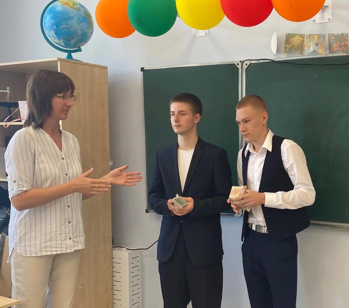 В саратовских школах продолжаются занятия по программе «Вавиловские классы» Фото 5 В саратовских школах продолжаются занятия по программе «Вавиловские классы» Фото 5