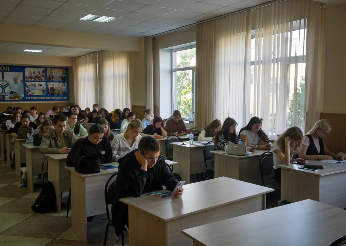 Вавиловцы прошли опрос на тему истории и мероприятий исторической направленности Фото 5 Вавиловцы прошли опрос на тему истории и мероприятий исторической направленности Фото 5