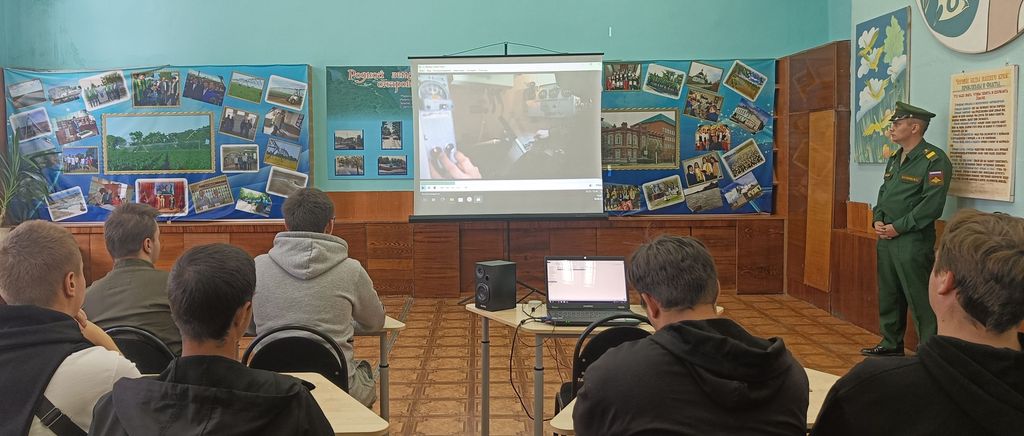 Встреча с представителями Саратовского высшего артиллерийского командного училища Фото 5