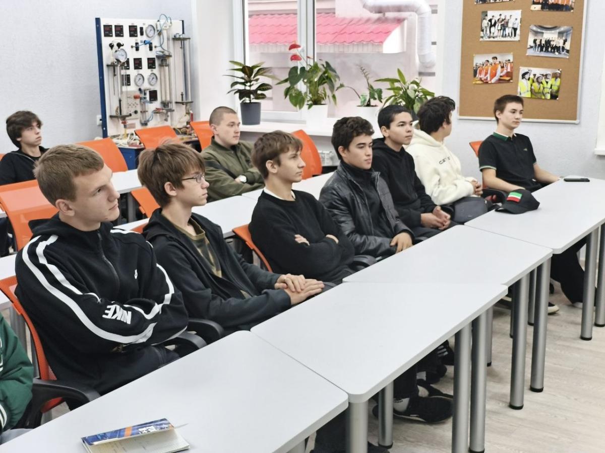 Школьники присоединились к всероссийской физико-технической контрольной «Выходи решать!» на площадке Вавиловского университета Фото 2 Школьники присоединились к всероссийской физико-технической контрольной «Выходи решать!» на площадке Вавиловского университета Фото 2