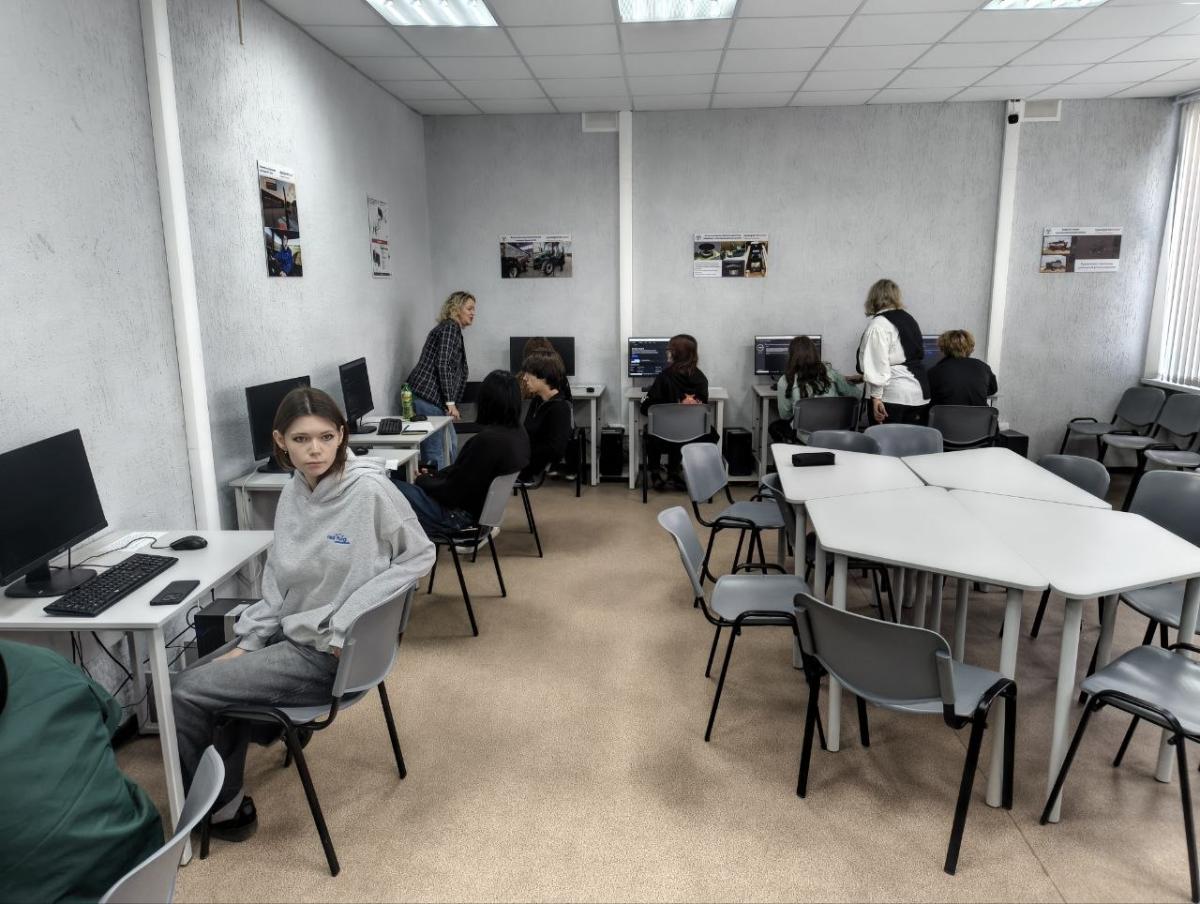 Школьники присоединились к всероссийской физико-технической контрольной «Выходи решать!» на площадке Вавиловского университета Фото 4 Школьники присоединились к всероссийской физико-технической контрольной «Выходи решать!» на площадке Вавиловского университета Фото 4