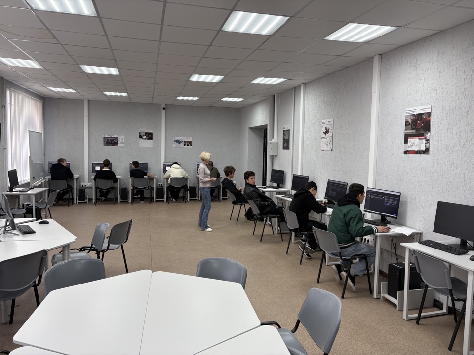 Школьники присоединились к всероссийской физико-технической контрольной «Выходи решать!» на площадке Вавиловского университета Фото 15 Школьники присоединились к всероссийской физико-технической контрольной «Выходи решать!» на площадке Вавиловского университета Фото 15