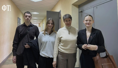 Совет обучающихся колледжа провёл поздравительную акцию ко Дню учителя