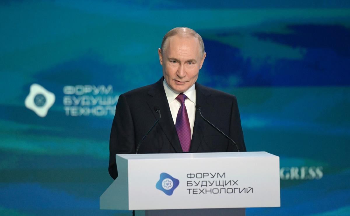 Президент России Владимир Путин отмечает день рождения