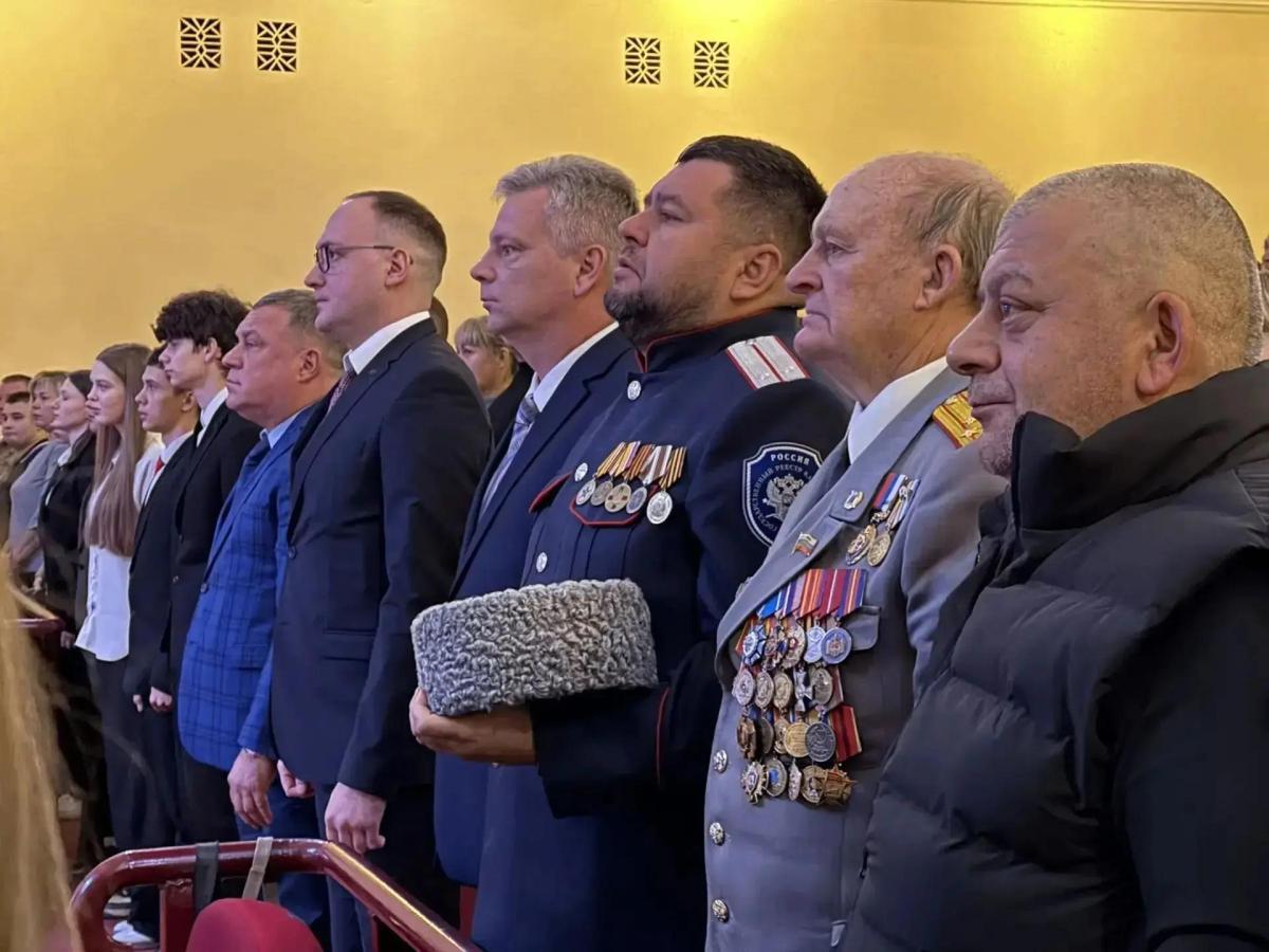 Сотрудник ФТК занесён на Доску Почёта Ленинского района города Саратова Фото 4 Сотрудник ФТК занесён на Доску Почёта Ленинского района города Саратова Фото 4
