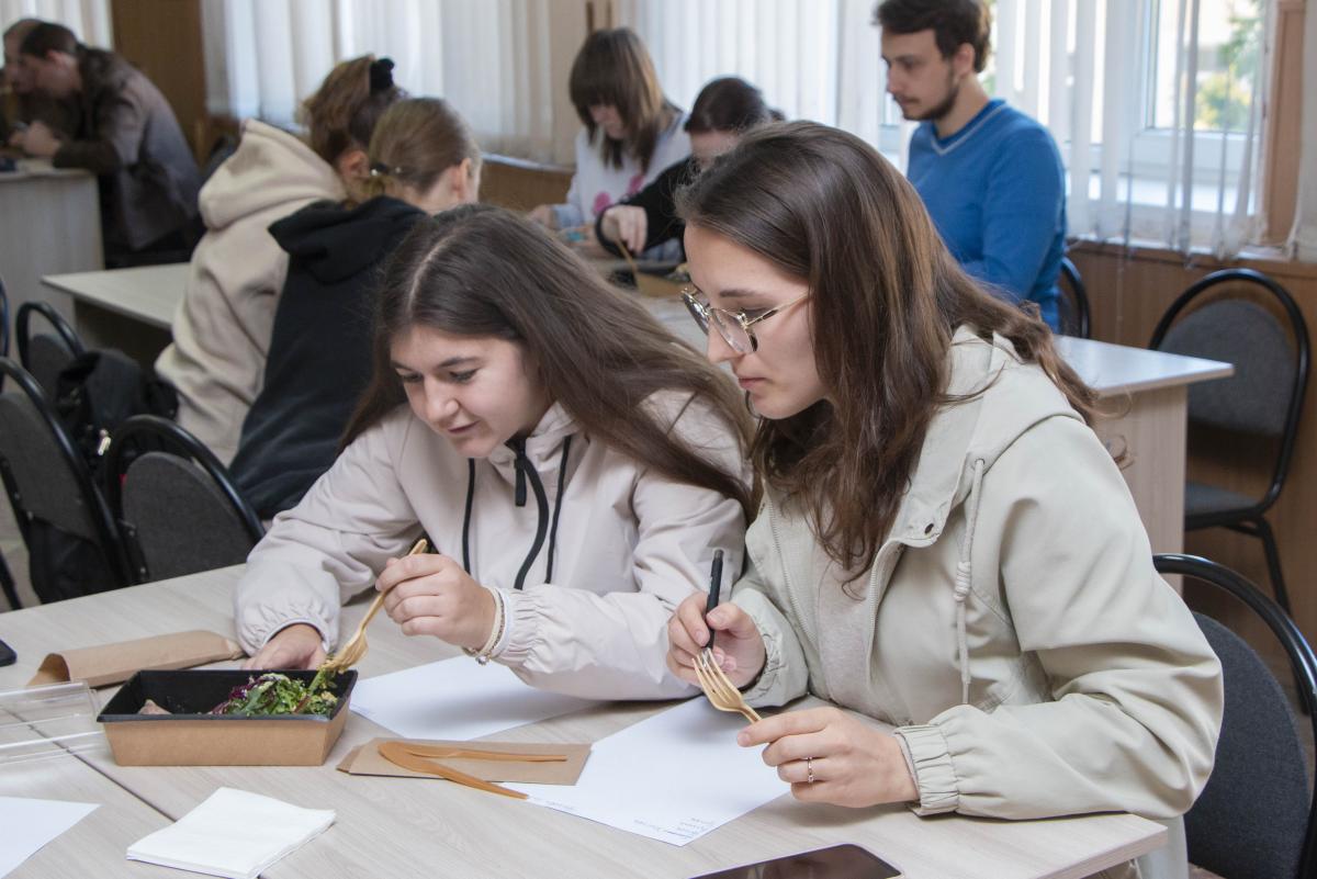 Центр карьеры и холдинг «Новрузов Групп» провели совместное мероприятие для студентов Фото 8 Центр карьеры и холдинг «Новрузов Групп» провели совместное мероприятие для студентов Фото 8