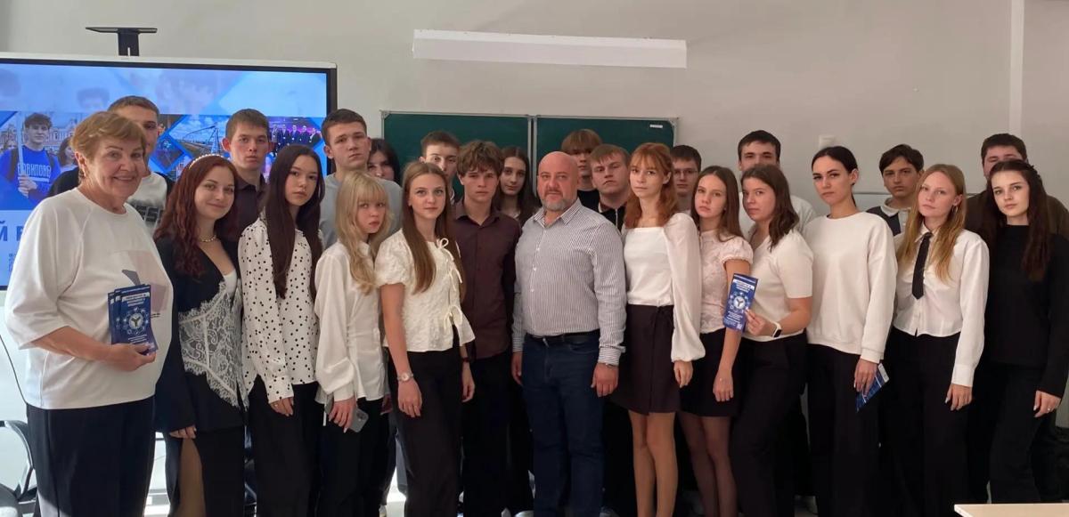 Продолжается реализация программы «Вавиловские агроклассы» в районных школах Фото 5 Продолжается реализация программы «Вавиловские агроклассы» в районных школах Фото 5