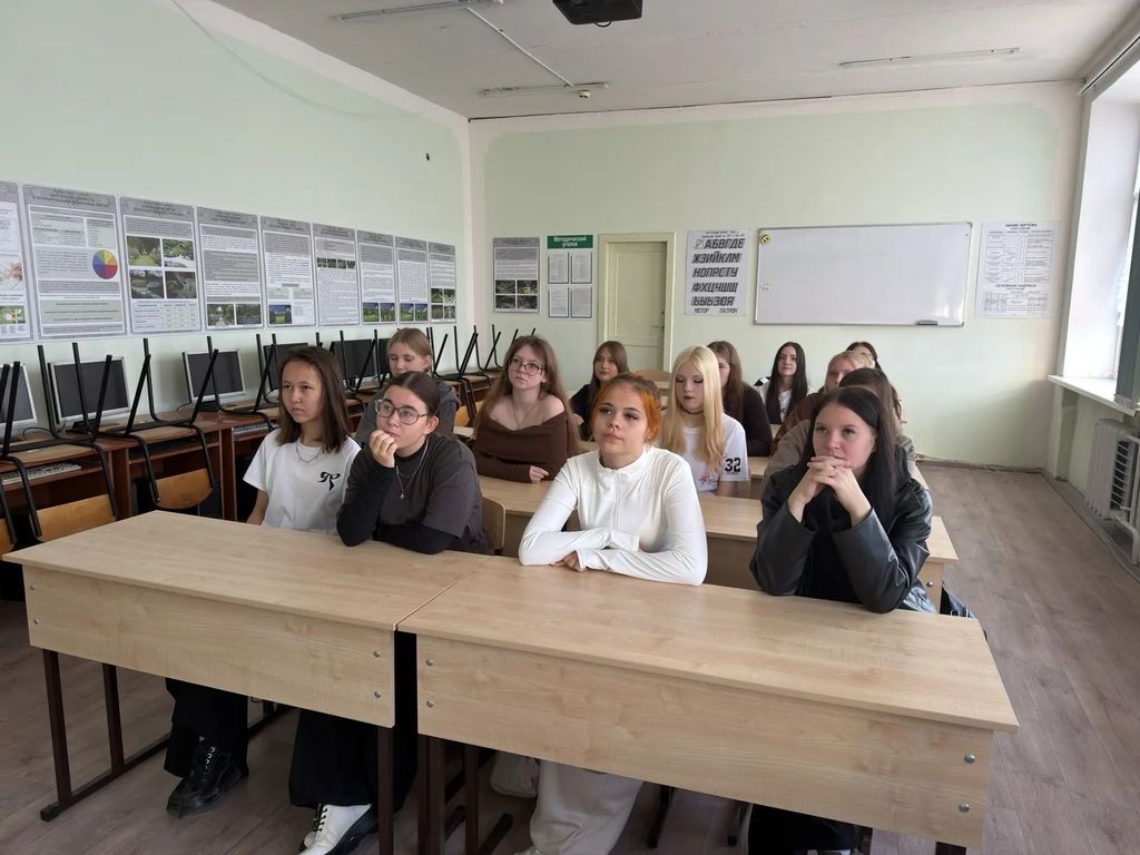 Познавательная беседа «Соцсети. Как защититься от мошенников. Безопасность в сети Интернет» Фото 6