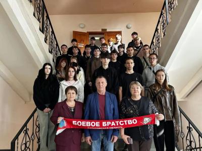 Урок мужества "Держава армией крепка"