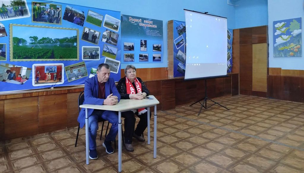 Урок мужества "Держава армией крепка" Фото 2 Урок мужества "Держава армией крепка" Фото 2