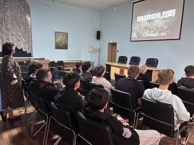 «Знать, чтобы не оступиться»: для студентов колледжа прошел кинопоказ о рисках наркозависимости