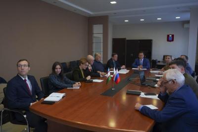 В Вавиловском университете состоялось ВКС с ведущими НИИ Республики Узбекистан