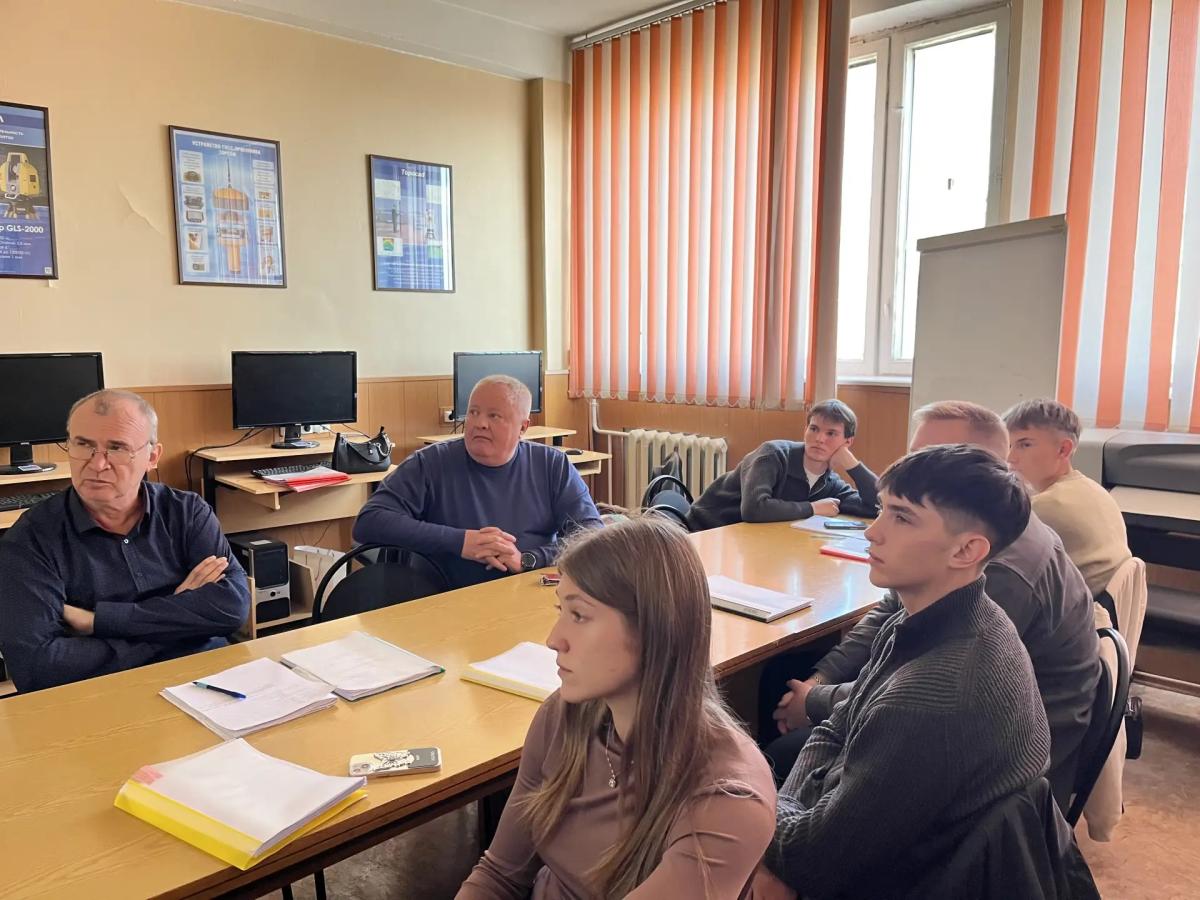 Защита преддипломной производственной практики бакалавров направления подготовки 21.03.02 «Землеустройство и кадастры» Фото 5 Защита преддипломной производственной практики бакалавров направления подготовки 21.03.02 «Землеустройство и кадастры» Фото 5