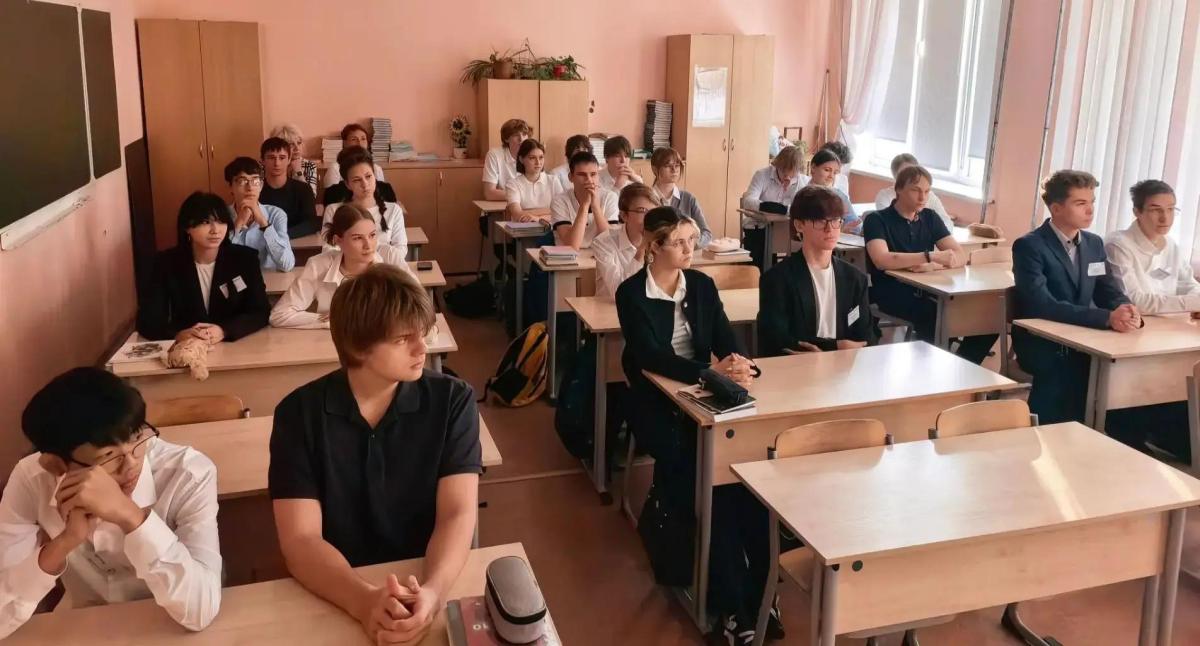 Продолжается реализация программы «Вавиловские классы» в саратовских школах Фото 2 Продолжается реализация программы «Вавиловские классы» в саратовских школах Фото 2