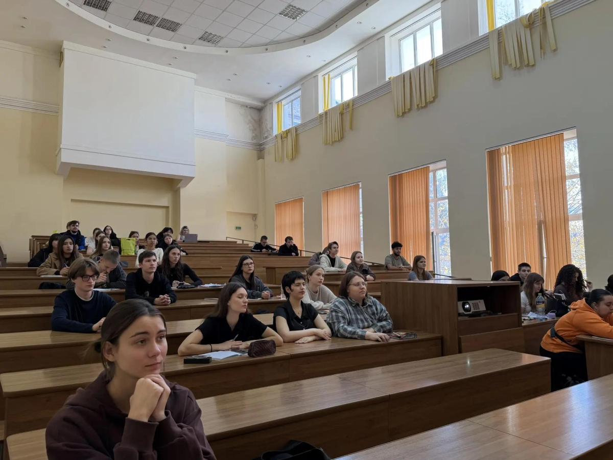 Вавиловцы приняли участие в гражданской акции «Возвращение имен» Фото 4 Вавиловцы приняли участие в гражданской акции «Возвращение имен» Фото 4