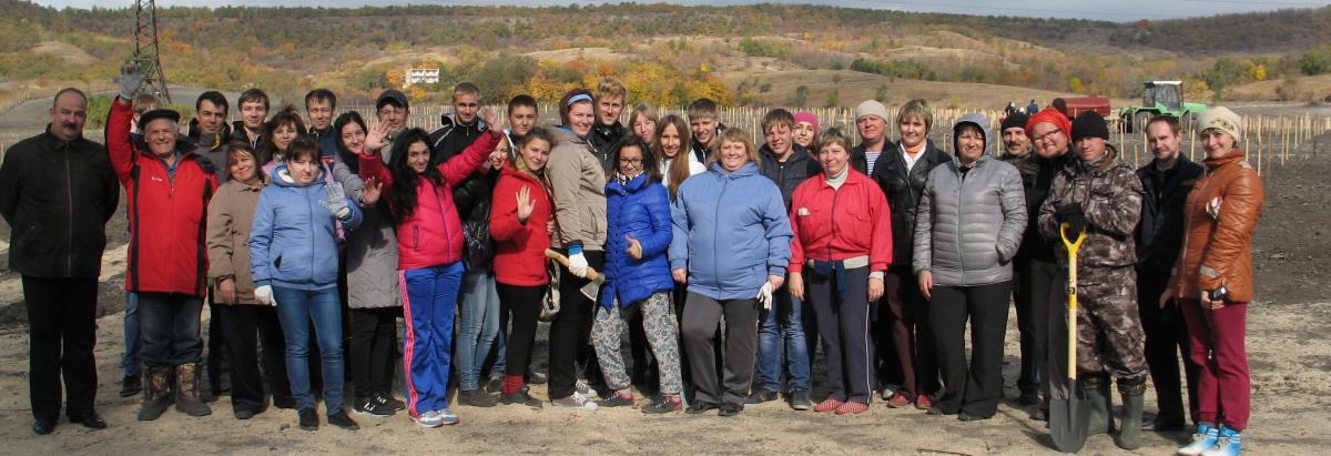 Продолжается закладка Королькова сада